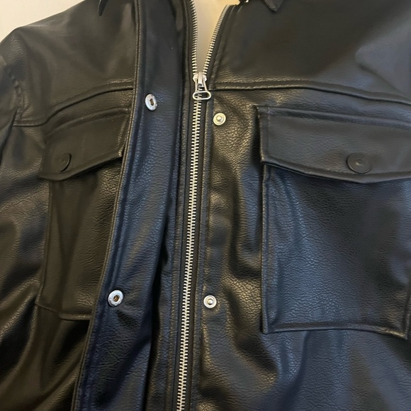 H&M - Picture 2 of 3